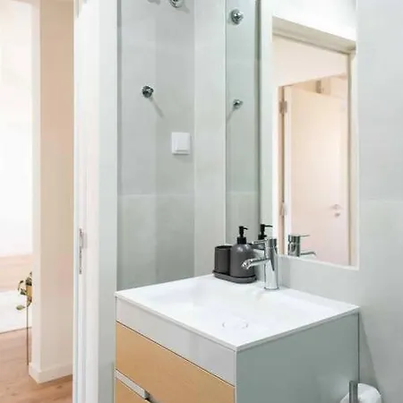Daire Pardal 2b - Penthouse In Alcantara - Parking Nearby