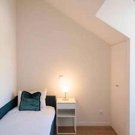 Lejlighed Pardal 2b - Penthouse In Alcantara - Parking Nearby